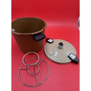 Vintage Presto Chick n Fryer Low Pressure Chicken Fryer Tan Brown Complete